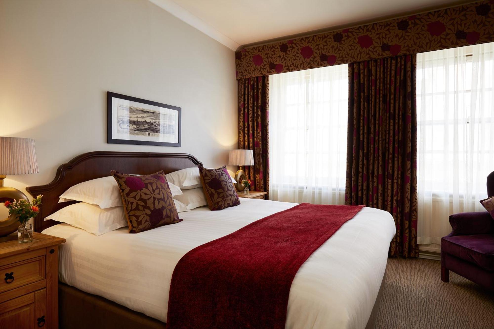 Macdonald New Blossoms Hotel צ'סטר מראה חיצוני תמונה